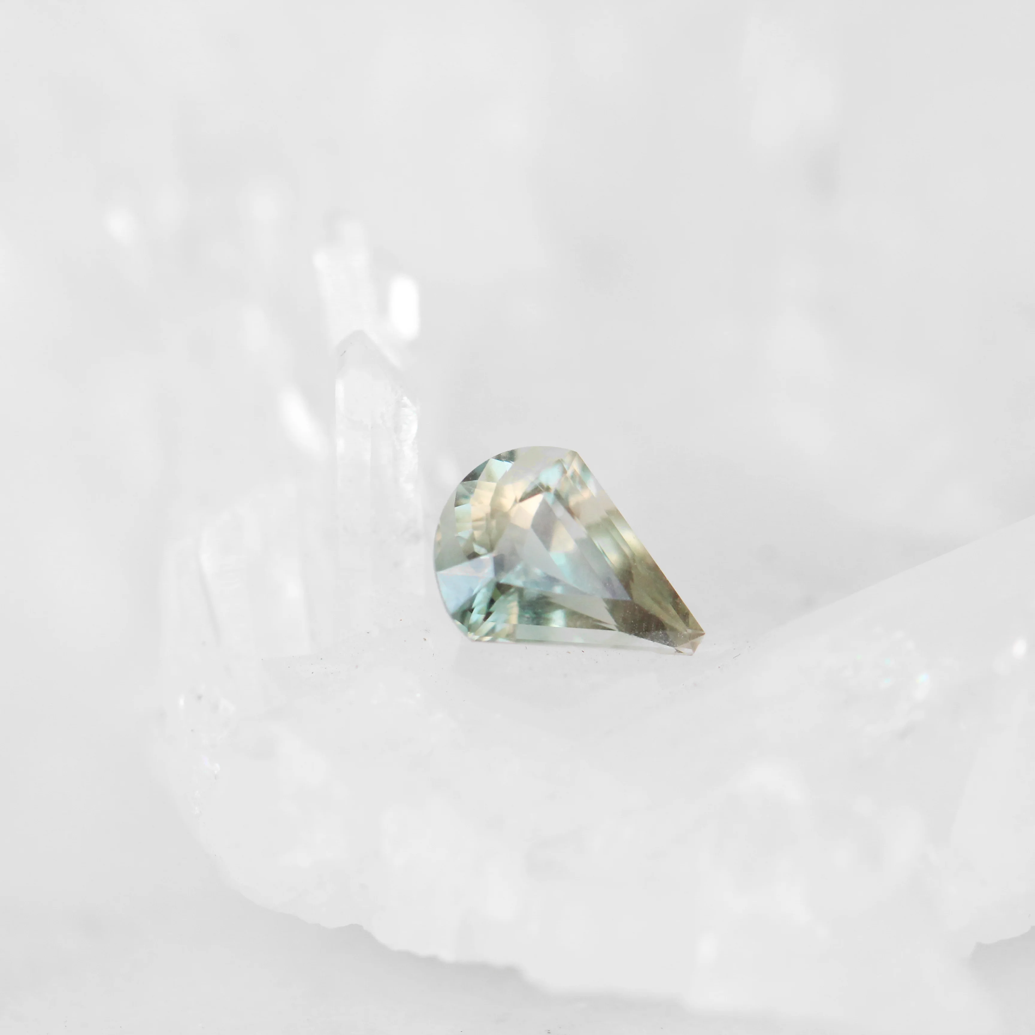 1.34ct Geometric Pear Oregon Sunstone for Custom Work - Inventory Code SUN134 - Image 3