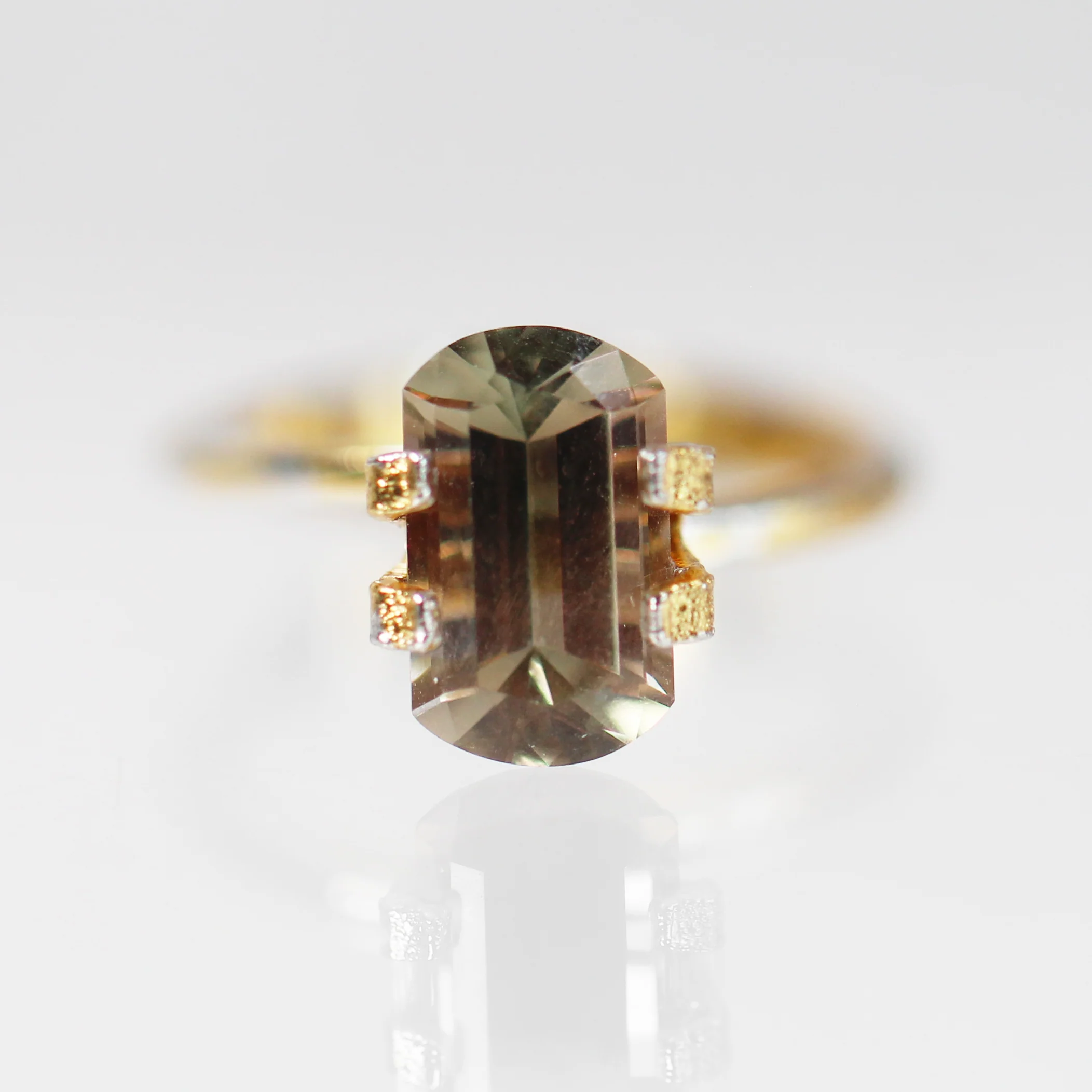 2.02 Carat Unique Oval Cut Sunstone - Inventory Codee SUNBB202 - Image 4