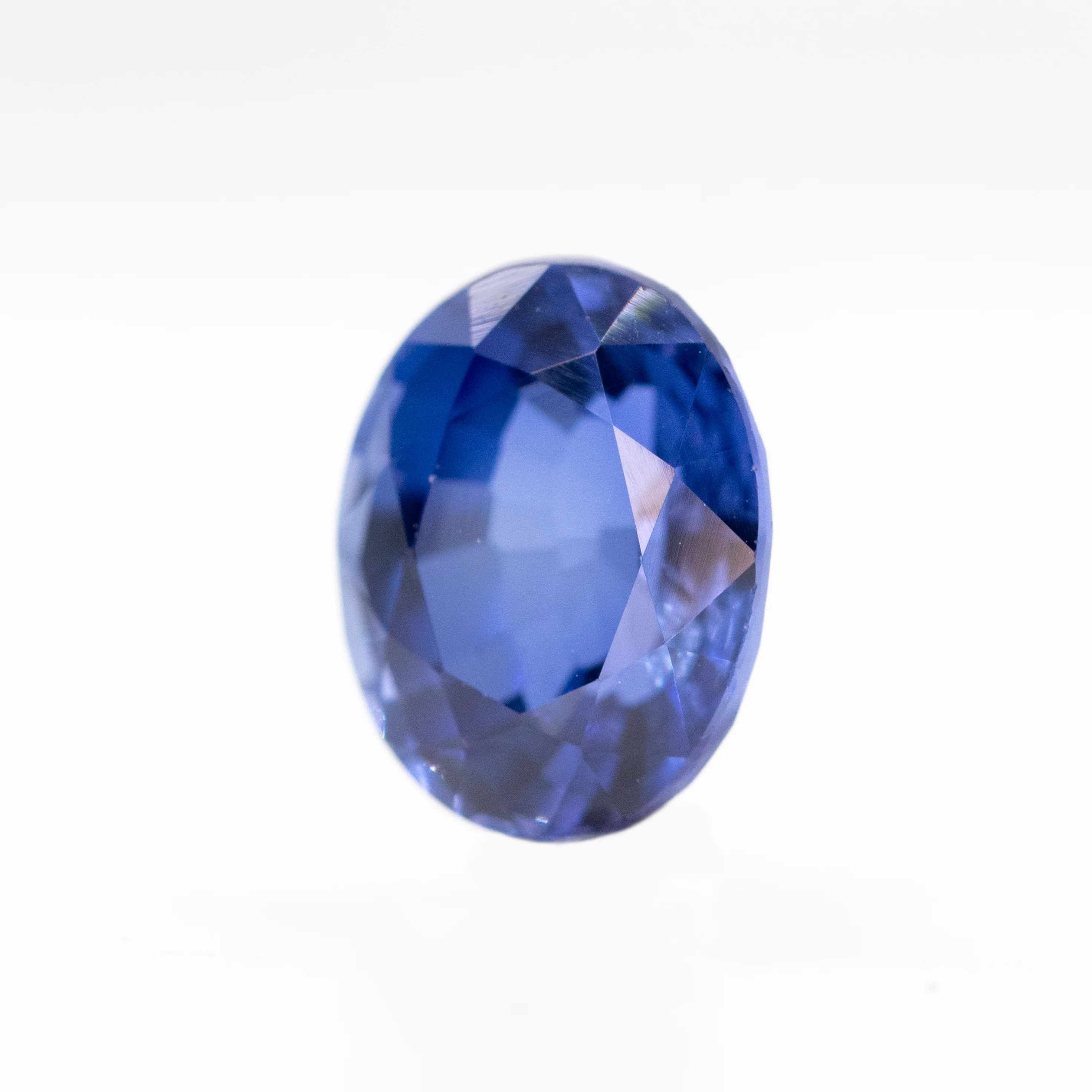 2.66 Carat Vibrant Blue Oval Sapphire for Custom Work - Inventory Code BOS266 - Image 3