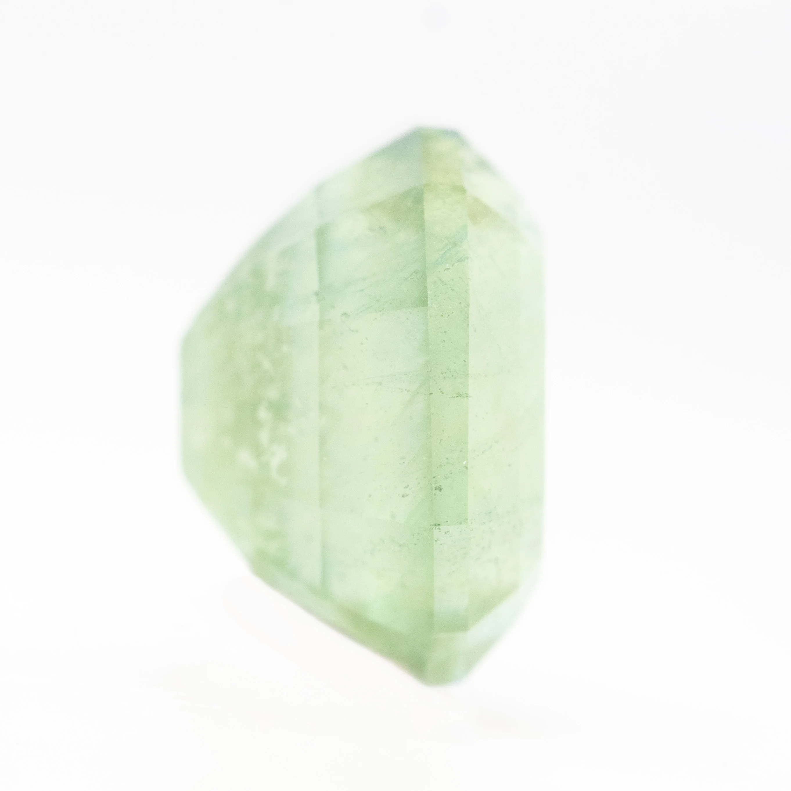 5.00 Carat Light Green Geometric Oval Sapphire for Custom Work - Inventory Code LGGO500 - Image 5