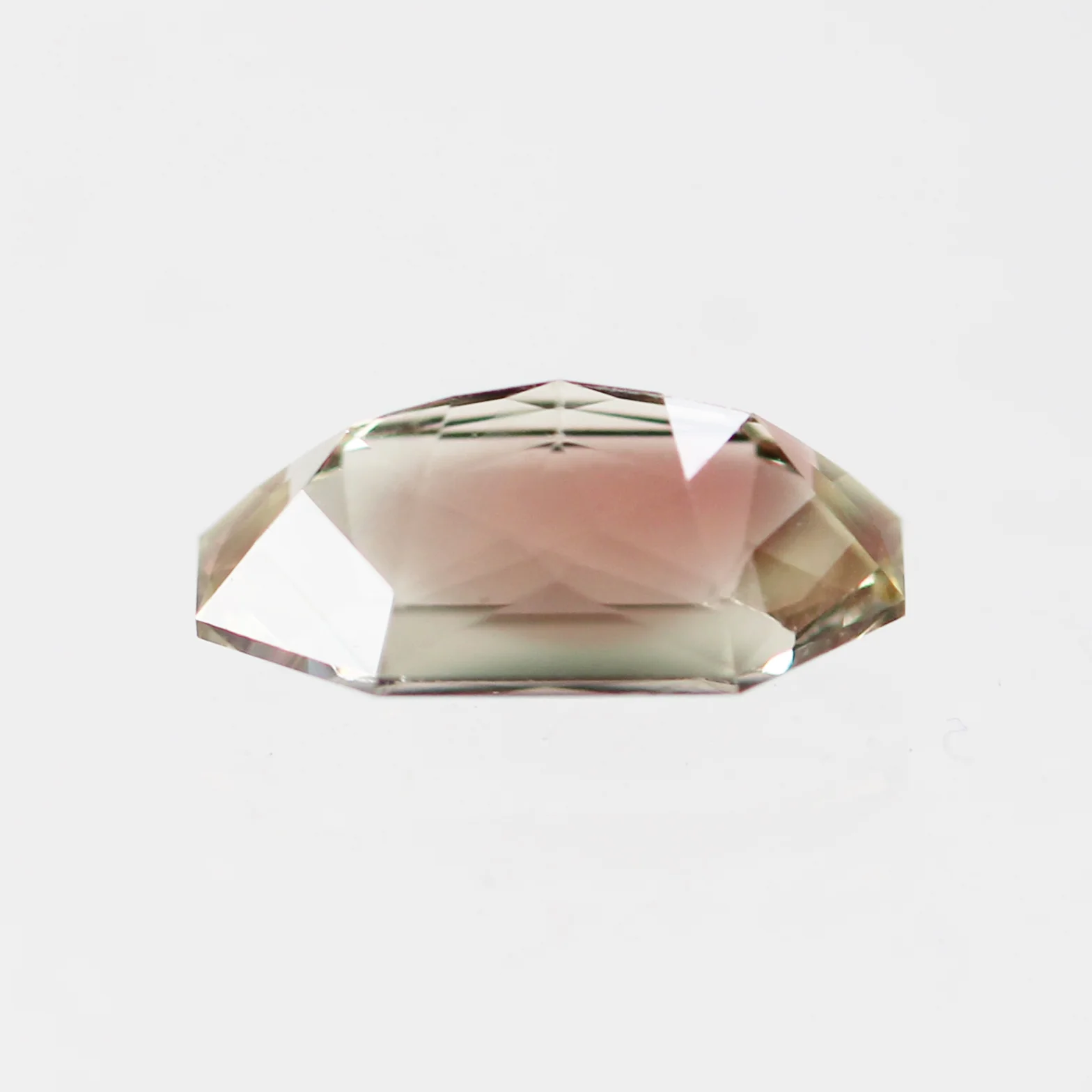 6 Carat Elongated Octagon Sunstone - Inventory Code SUNHB600 - Image 4