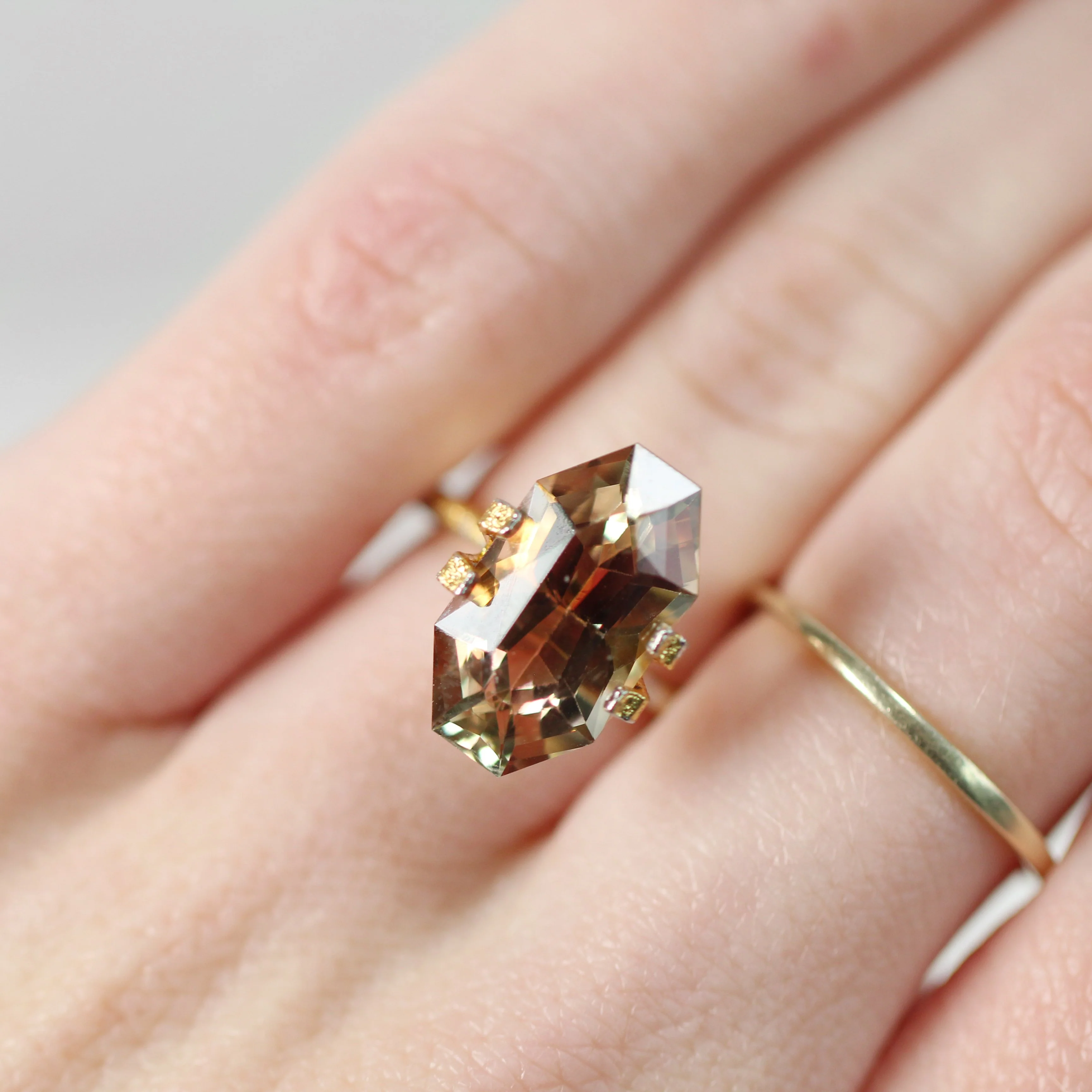 6 Carat Elongated Octagon Sunstone - Inventory Code SUNHB600 - Image 7