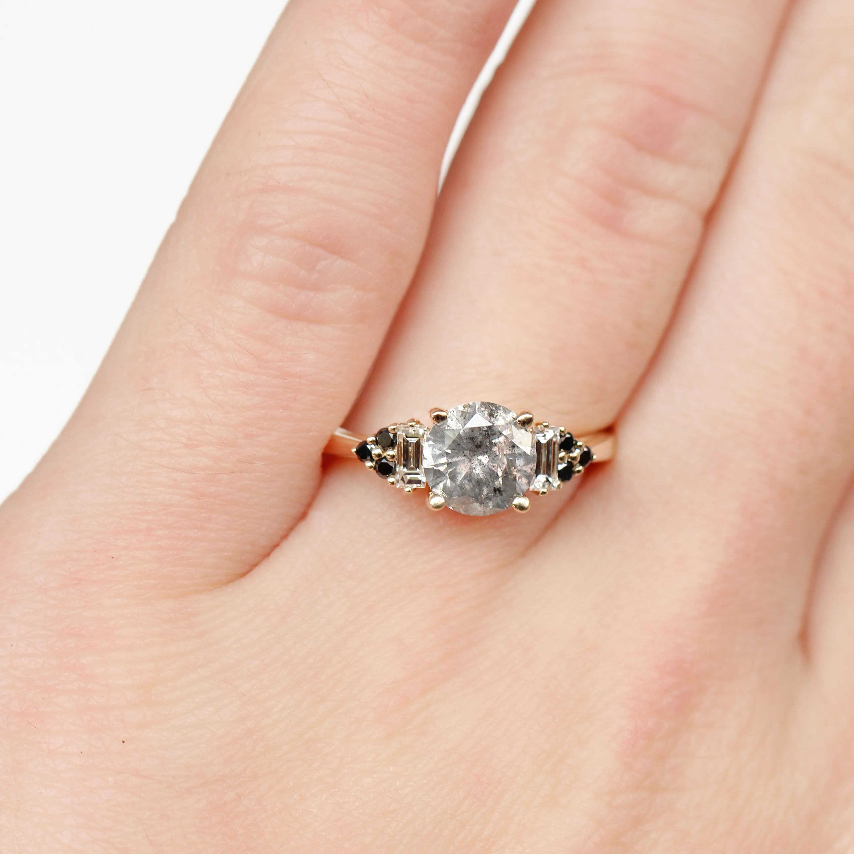 Autumn Setting - Image 6