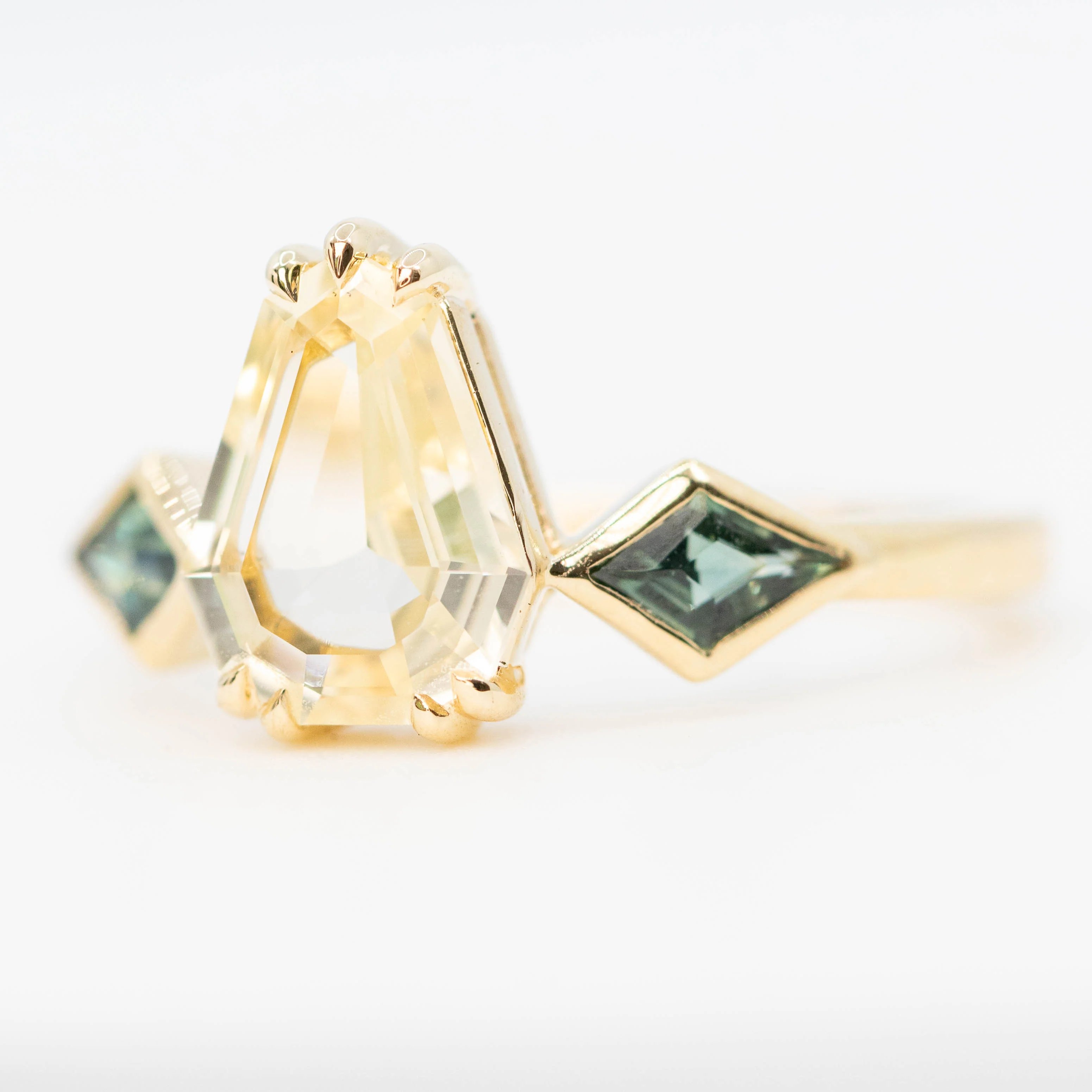 Vespera Ring with a 1.74 Carat Clear Yellow Geometric Pear Sapphire and Teal Sapphire Accents in 14k Yellow Gold - Ready to Size and Ship - Image 3